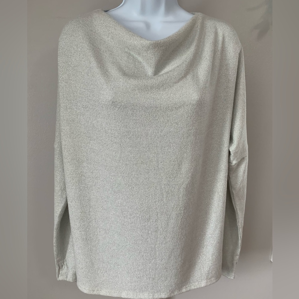 NWT Elan Silver and Gray Long Sleeve Top - Picture 16 of 16